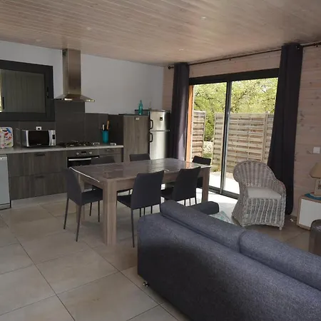Les Villas Harmonie Holiday home *